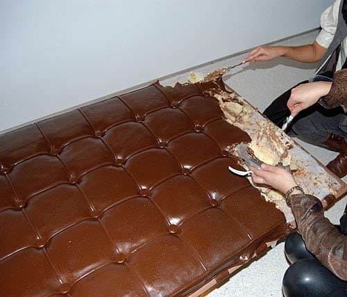 Chocolate-couch3